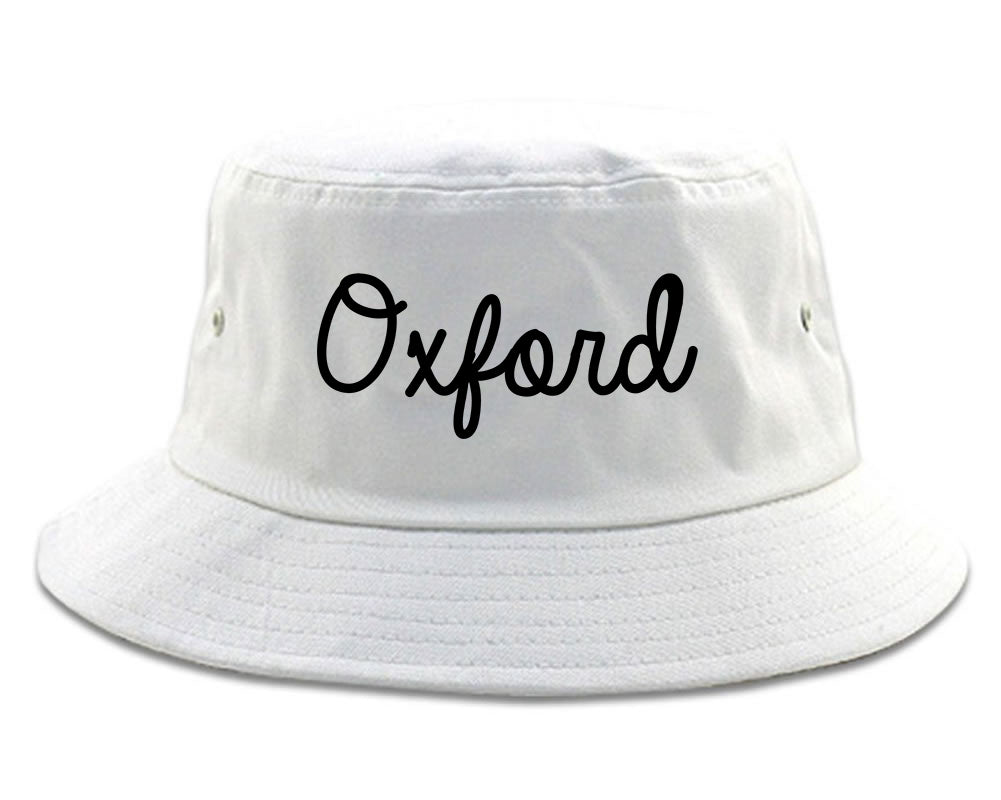 Oxford Britain Script Chest white Bucket Hat